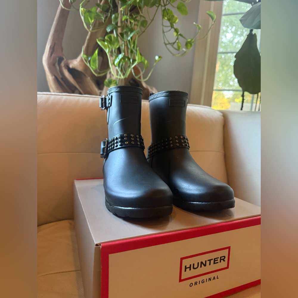 Hunter Refined Biker Boot - Almost New - Size 8/39